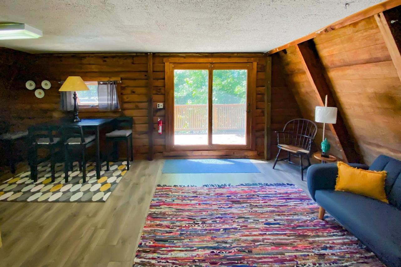 Hikers Haven, A Cozy Cabin Loft Above Bashakill Wildlife Refuge Villa Wurtsboro Exterior photo
